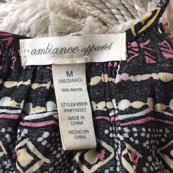 Flowy button up tribal print tank top - Picture 5 of 6